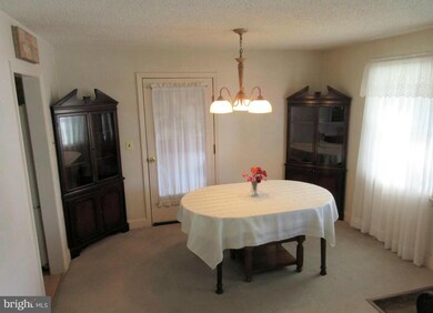 2513 Lakeview Ave, Sparrows Point, MD 21219 - photo 7