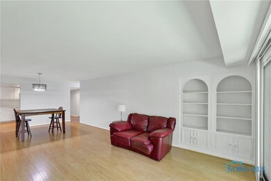 4243 W Bancroft St, Ottawa Hills, OH 43615 - photo 7