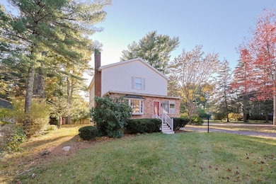 587 Common St, Walpole, MA 02081 - photo 2