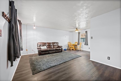 318 N 8th St, Sturgis, SD 57785 - photo 3