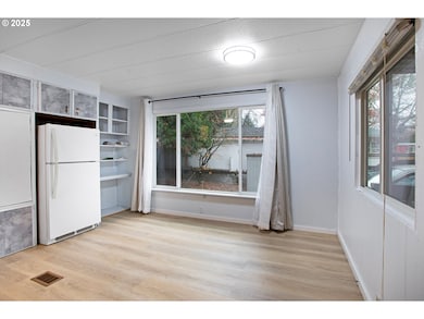 4900 Royal Ave unit 56, Eugene, OR 97402 - photo 6