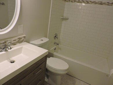 2806 Glenbriar St, Columbus, OH 43232 - photo 2