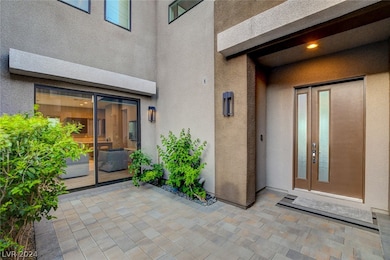 4056 Desert Trace Ct, Las Vegas, NV 89129 - photo 5