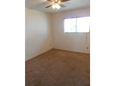 10829 Cardigan Dr, El Paso, TX 79935 - photo 5