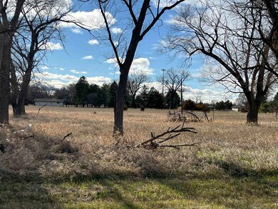 3610 N Cattail Rd, North Platte, NE 69101 - photo 2