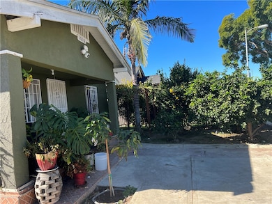 1010 E Stockton Ave, Compton, CA 90221 - photo 3