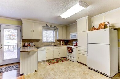 404 Cm James Rd, Marshville, NC 28103 - photo 6