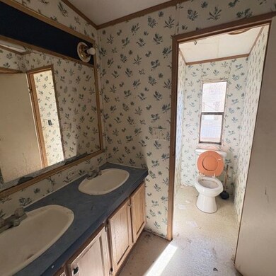 122 Hidden Pine Ln, Thomasville, GA 31792 - photo 5