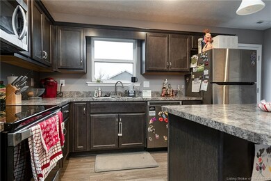 8021 Lucas Ln, Charlestown, IN 47111 - photo 5