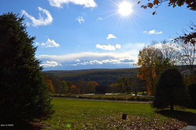 476 Ridge Ave, Hawley, PA 18428 - photo 2