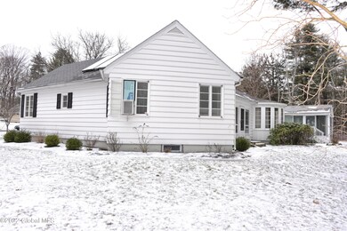 880 Morgan Ave