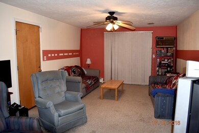 485 E Water St unit 4, Rockland, MA 02370 - photo 2