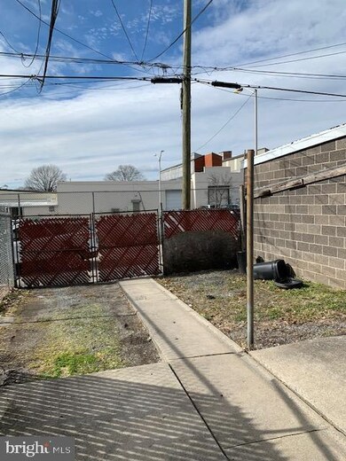 218 S 3rd St, Reading, PA 19602 - photo 7