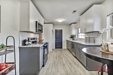 6531 Harlow Blvd, Jacksonville, FL 32210 - photo 7