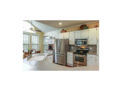 Updated Kitchen with Stainless appliances and new 
