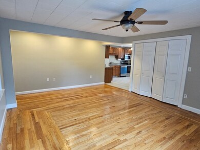 27 Ferry St unit B, South Grafton, MA 01560 - photo 5