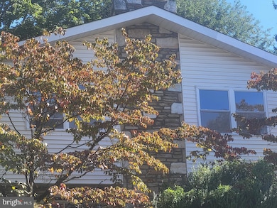 609 Foster Rd, Cheltenham, PA 19012 - photo 2