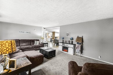 2135 E 450 S, La Porte, IN 46350 - photo 4