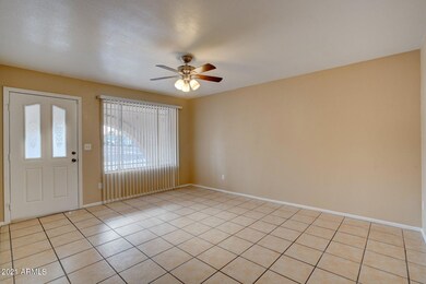 11602 N 42ND AVE pic 4