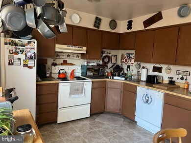 536 Blaker Dr, East Greenville, PA 18041 - photo 3