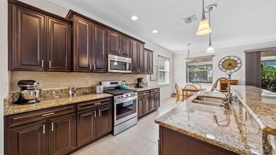 15654 Starling Water Dr, Lithia, FL 33547 - photo 2