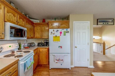 20398 W 221st St, Spring Hill, KS 66083 - photo 3