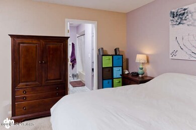 [photo 2225083] Master Bedroom