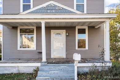 816 N 2nd St, Ishpeming, MI 49849 - photo 2