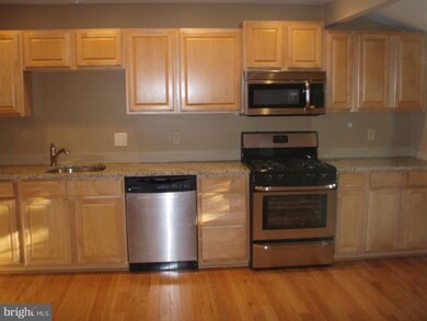 815 Salem Dr, Fredericksburg, VA 22407 - photo 5