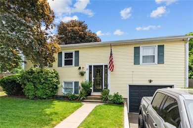 21 Claire St, West Warwick, RI 02893 - photo 2