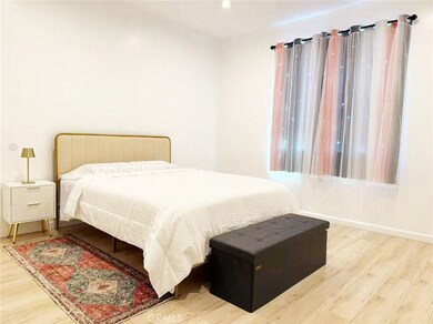 137 W 6th St unit 305, Long Beach, CA 90802 - photo 6