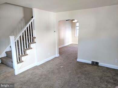 538 Crotzer Ave, Folcroft, PA 19032 - photo 4