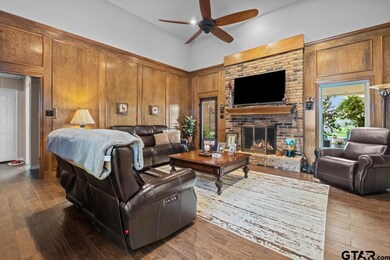 1301 Wimbledon Dr, Tyler, TX 75703 - photo 7