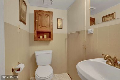 2704 Paper Mill Rd, Phoenix, MD 21131 - photo 4