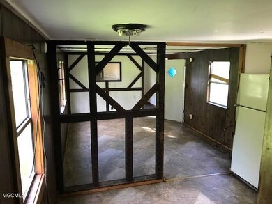 123 Daisy Dr, Picayune, MS 39466 - photo 2