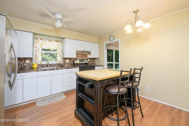 16 Kelvin Ave, Leonardo, NJ 07737 - photo 5