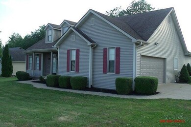 428 Bellaire Dr, Harrodsburg, KY 40330 - photo 2