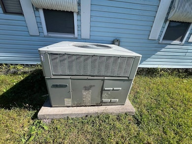 1746 Conifer Ave, Kissimmee, FL 34758 - photo 4