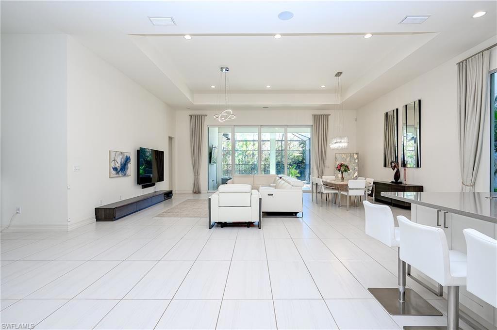 14672 Reserve Ln, Naples, FL 34109 - photo 4