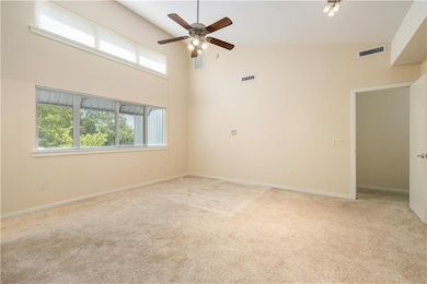 322 E Huntsville Rd unit A, Fayetteville, AR 72701 - photo 7