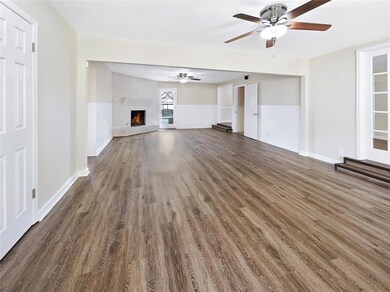 800 Cardinal Cir, Bedford, TX 76022 - photo 3