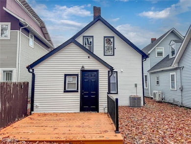 2276 W 41st St, Cleveland, OH 44113 - photo 2