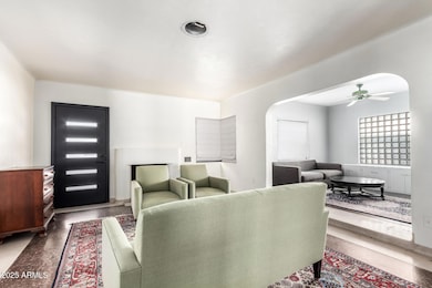 2209 N 12th Ave, Phoenix, AZ 85007 - photo 6