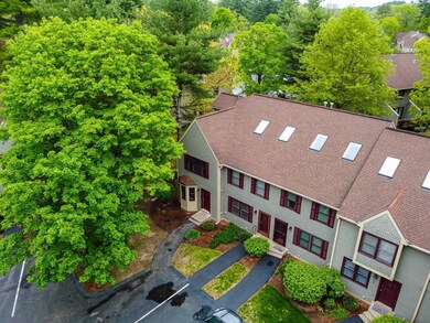 114 Bartemus Trail unit U92, Nashua, NH 03063 - photo 4