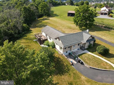 44 Worman Rd, Douglassville, PA 19518 - photo 2