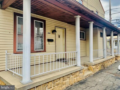 146 S Nichols St, Saint Clair, PA 17970 - photo 2