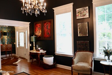 7-LIVING ROOM 5