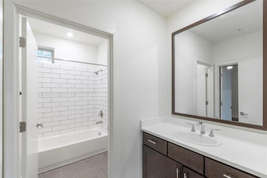 6700 Menchaca #20 Rd unit 20, Austin, TX 78745 - photo 7