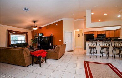 Note crown molding