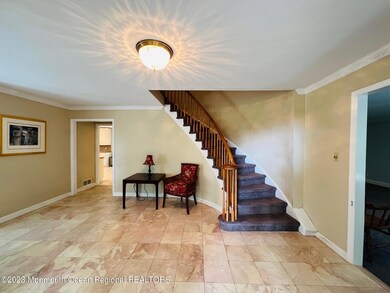 7 Seven Oaks Dr, Holmdel, NJ 07733 - photo 2